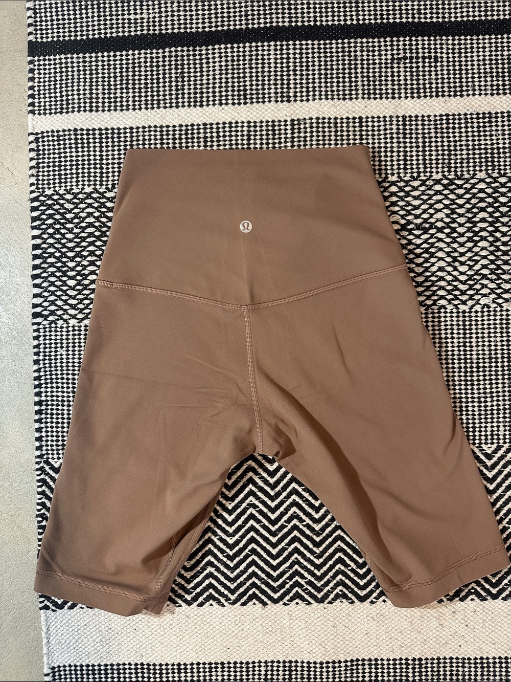Lululemon Super-High Rise Align Short 8” - Tan - Picture 4 of 5